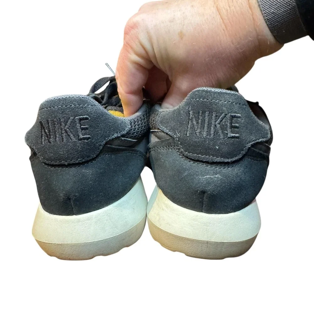 Nike Shoes Mens Size 11.5 Black Mesh Suede Athletic Sneakers‎ 802022-010